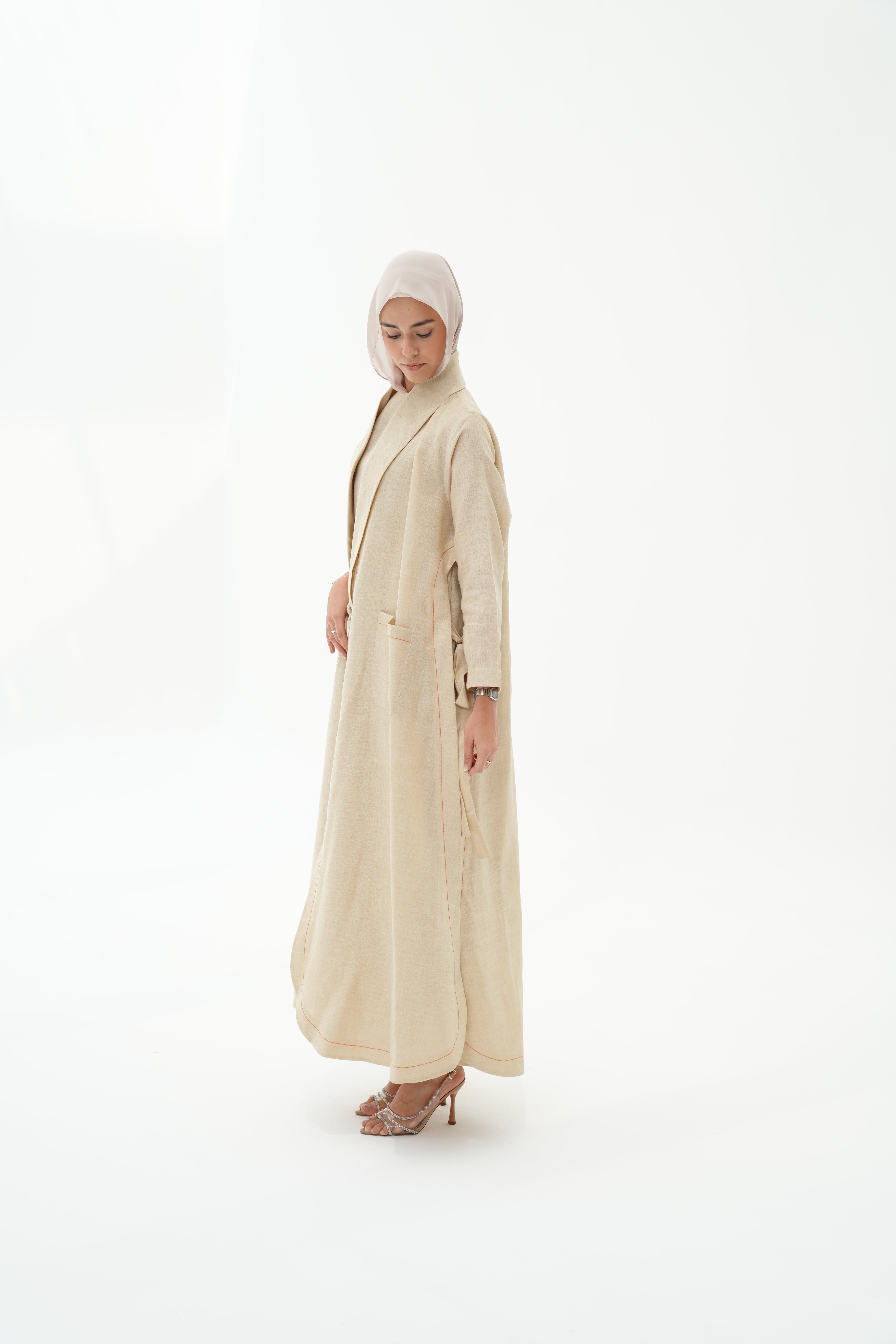 Shimmery Linen Abaya (Pre-Order)