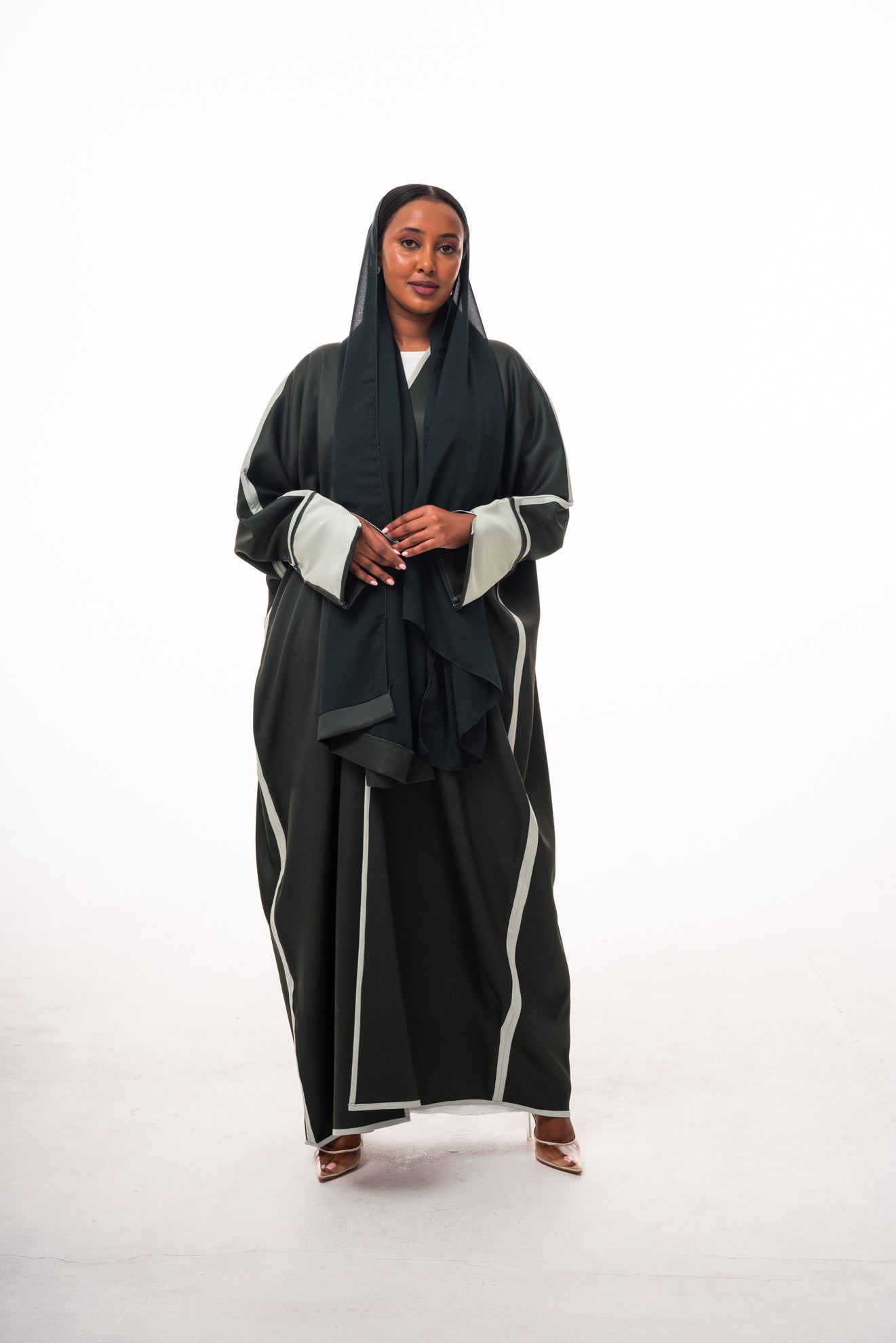 Mary Reversible Open Abaya