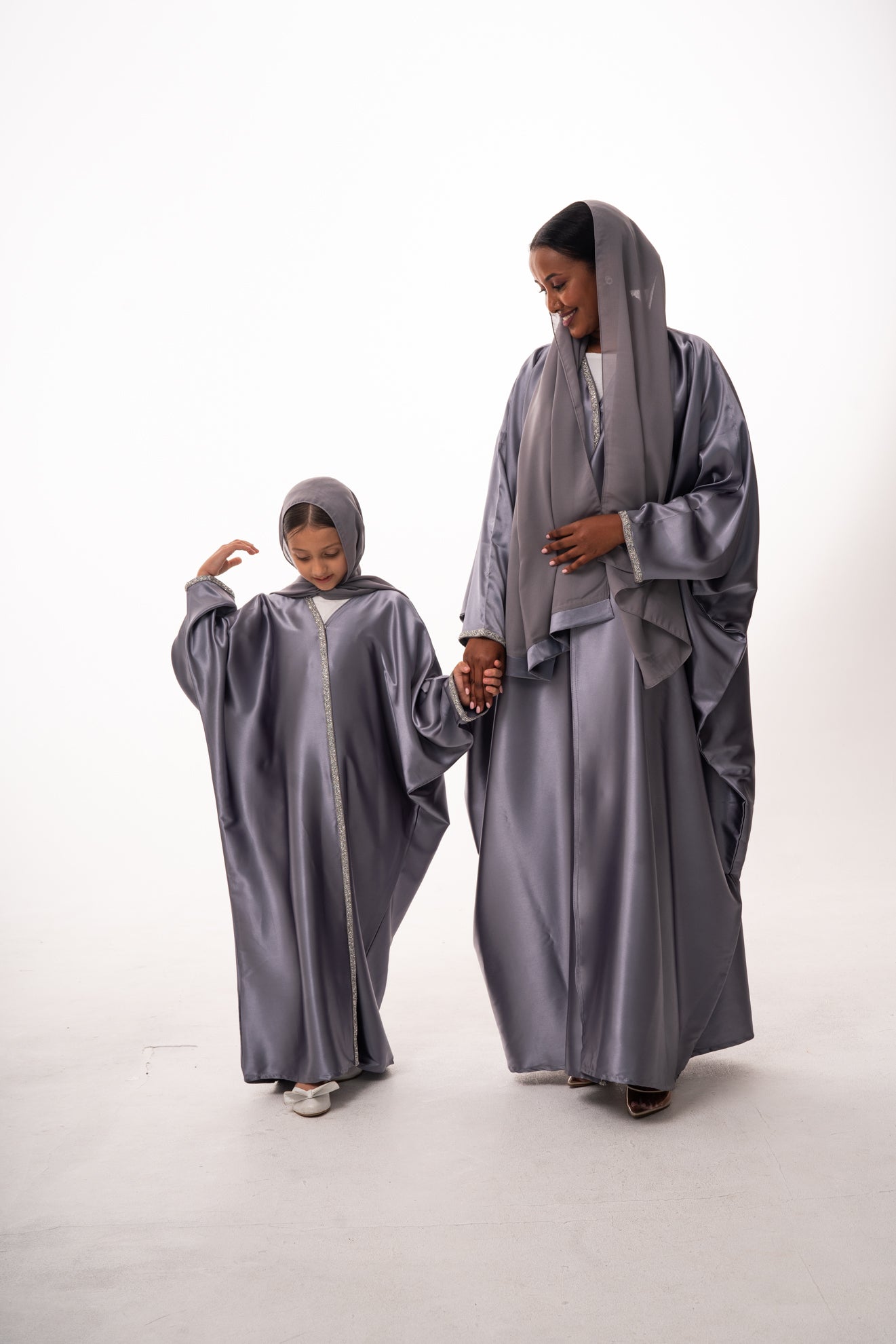 Mommy & Me - Einas Satin Open Abaya - Grey