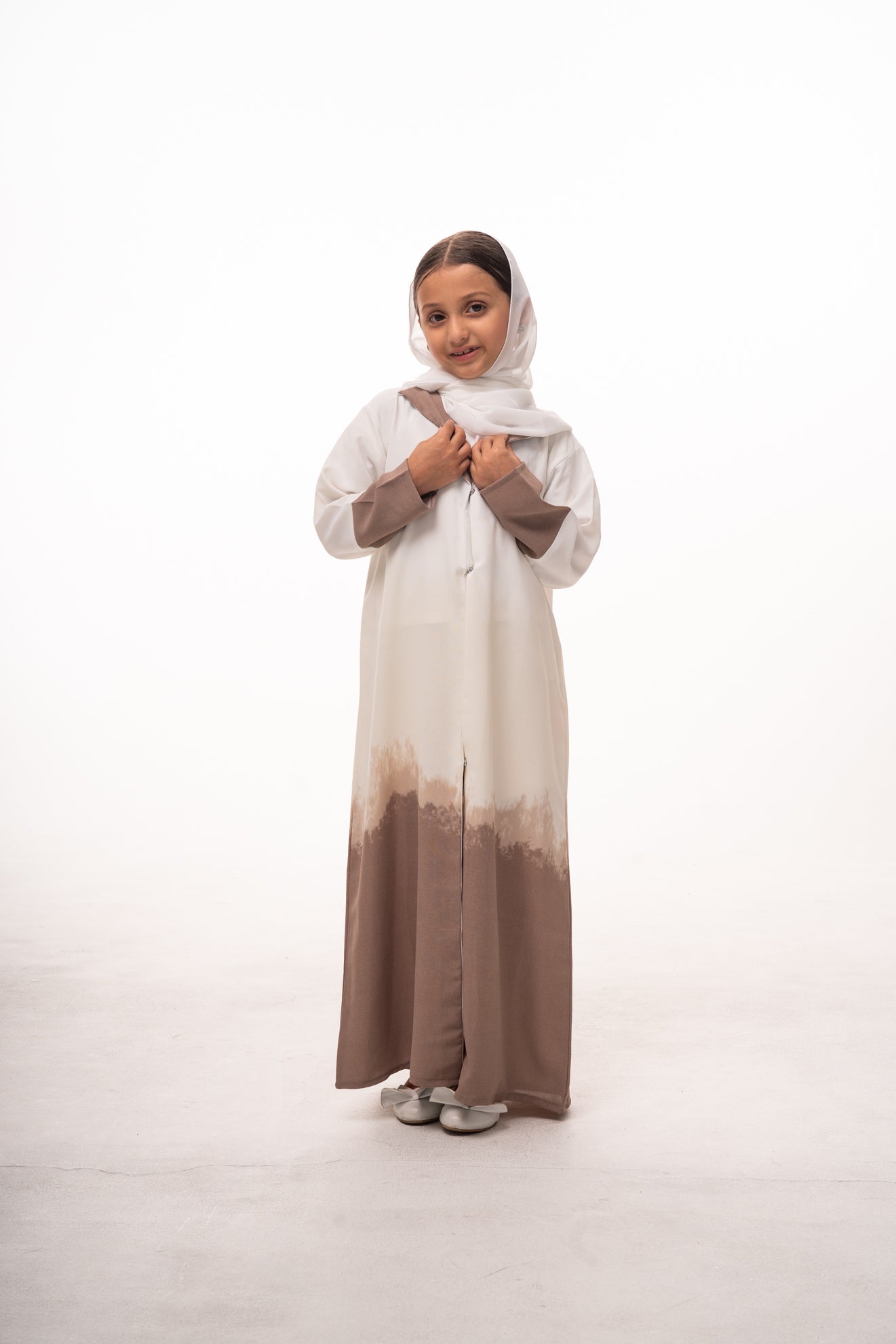 Rinad Ombré Girls Abaya - White Beige