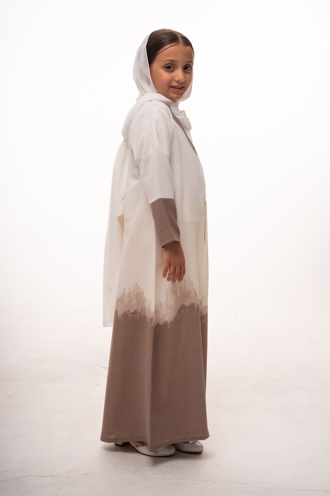 Mommy & Me - Rinad Ombré Girls Abaya - White Beige