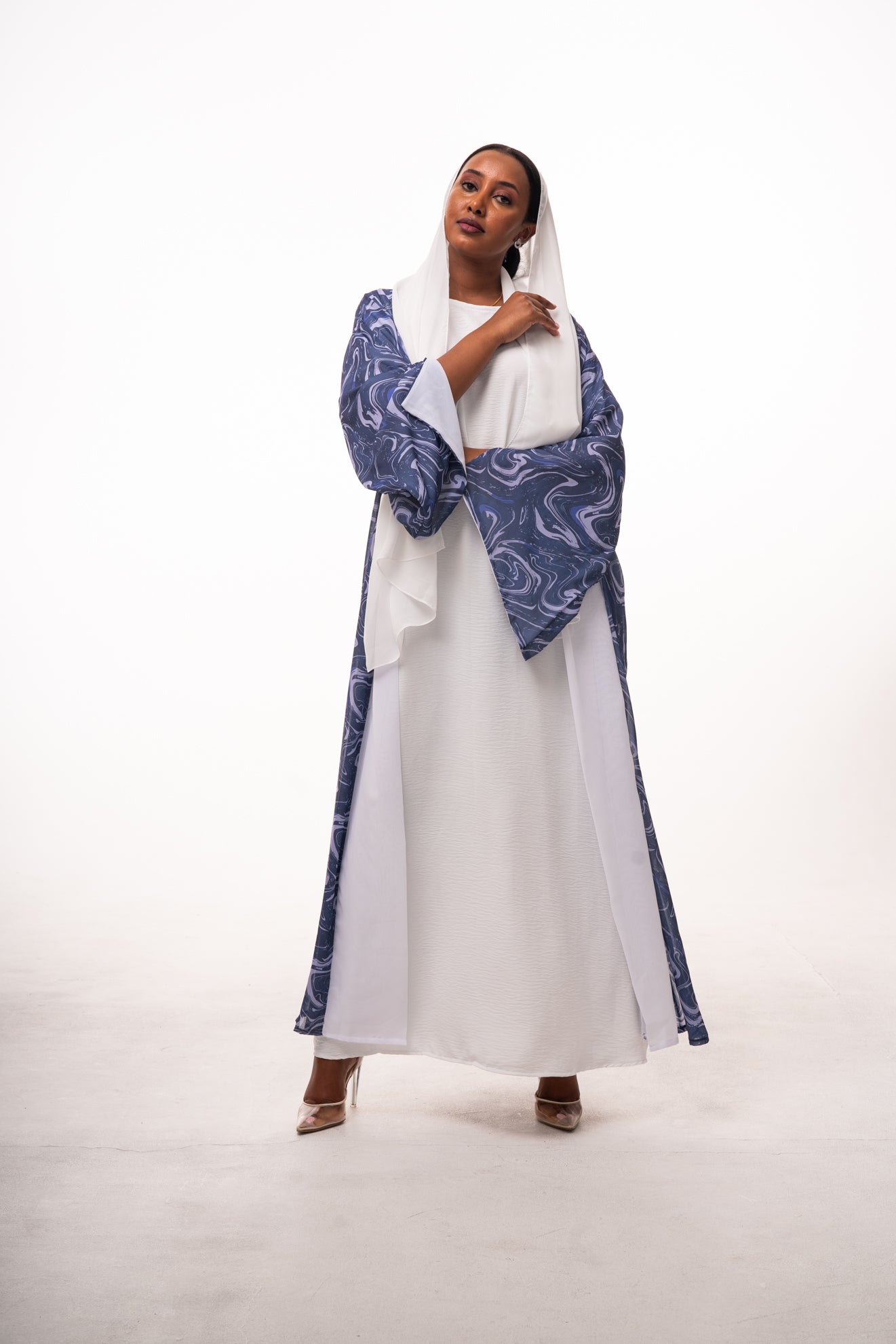 Samia Waves Open Abaya