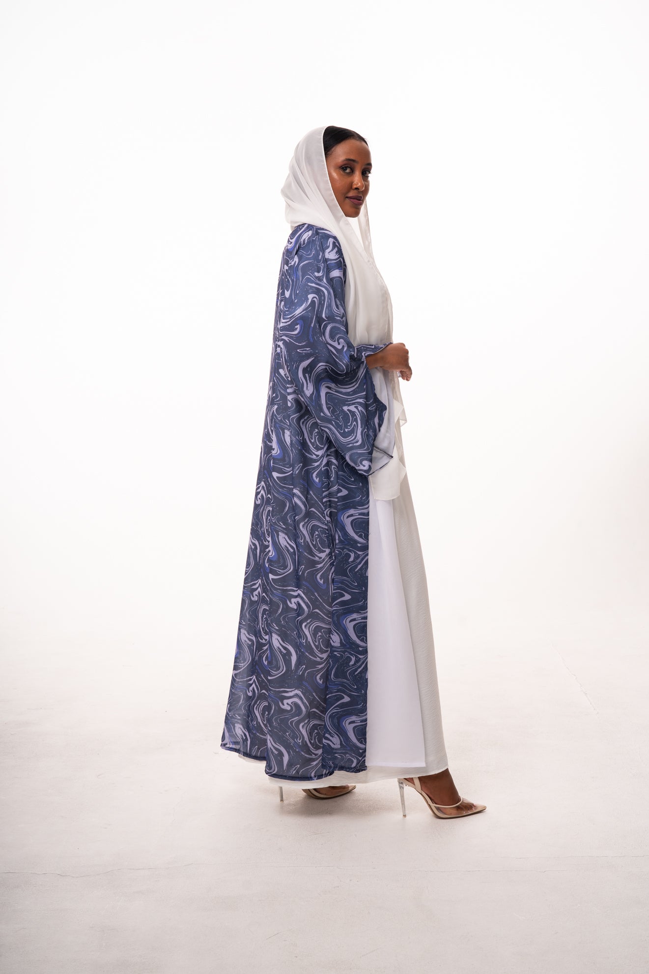Samia Waves Open Abaya