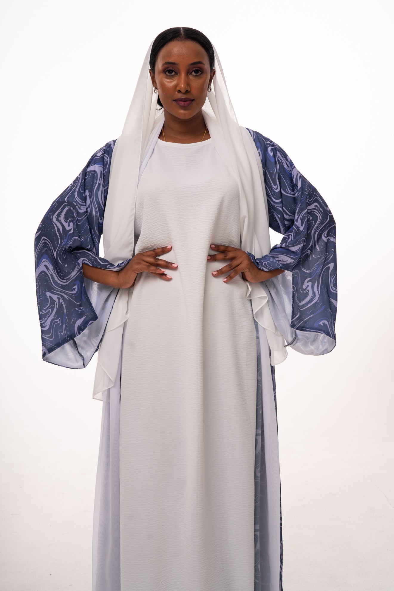 Samia Waves Open Abaya