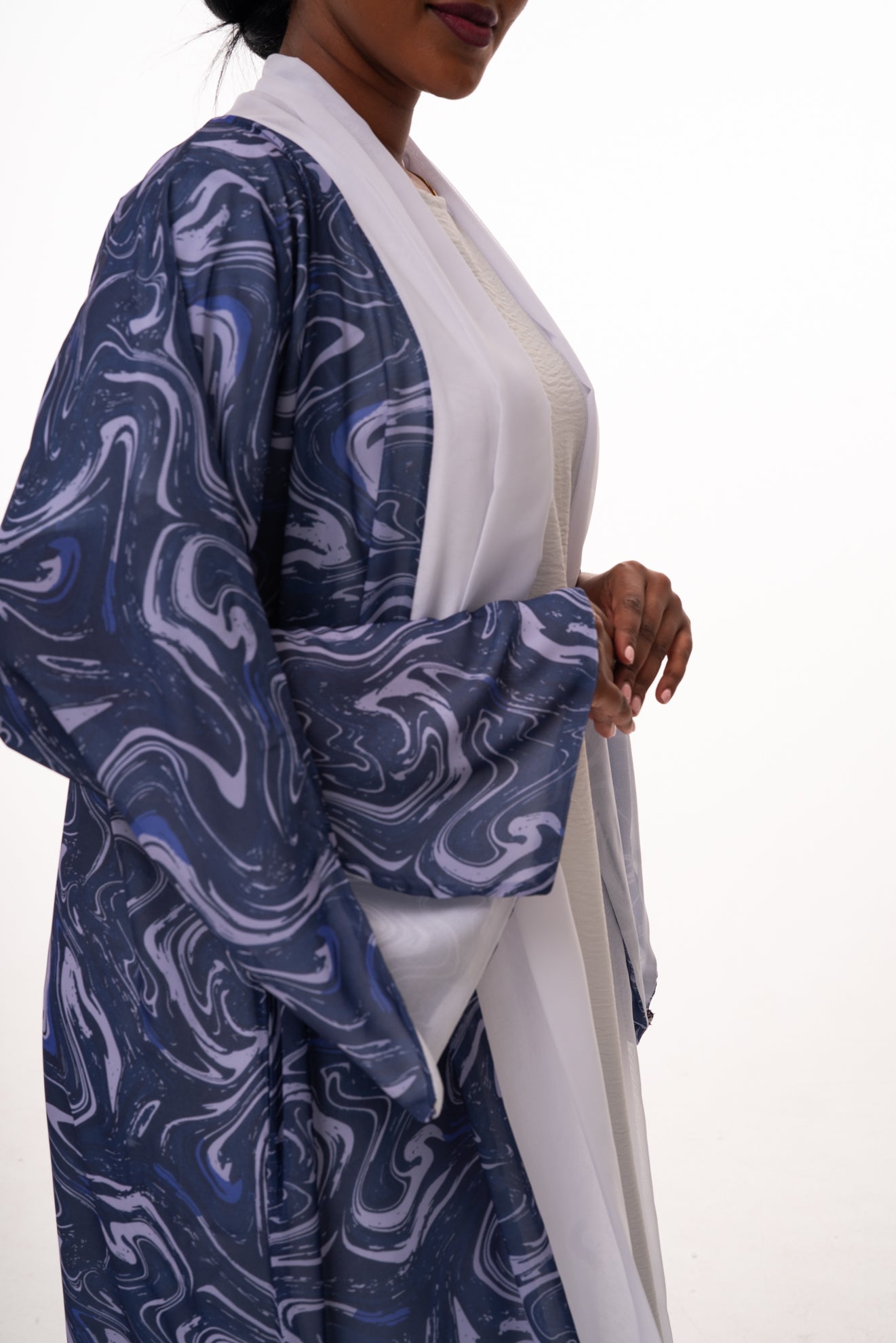 Samia Waves Open Abaya