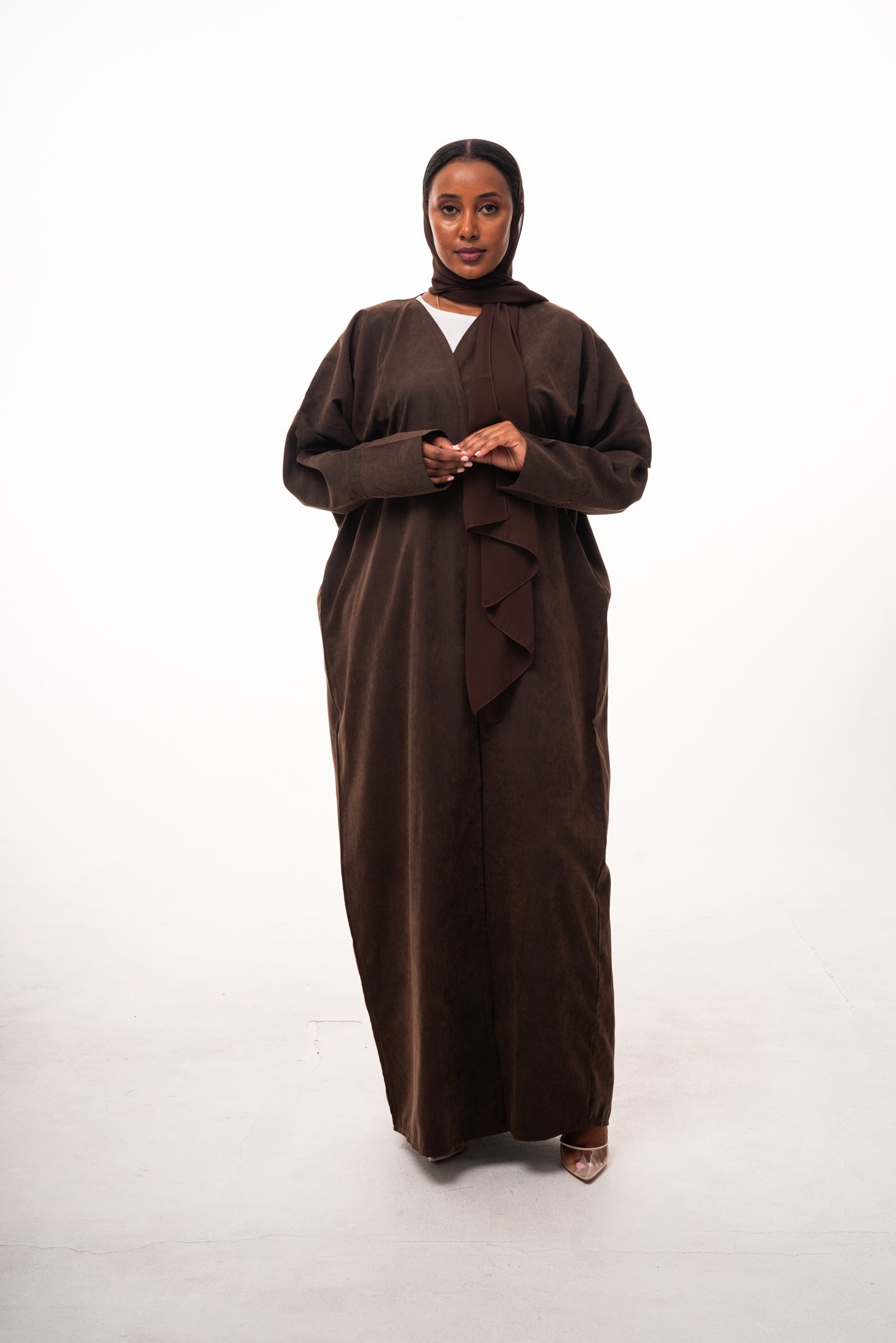 Fey Strap Suede Open Abaya