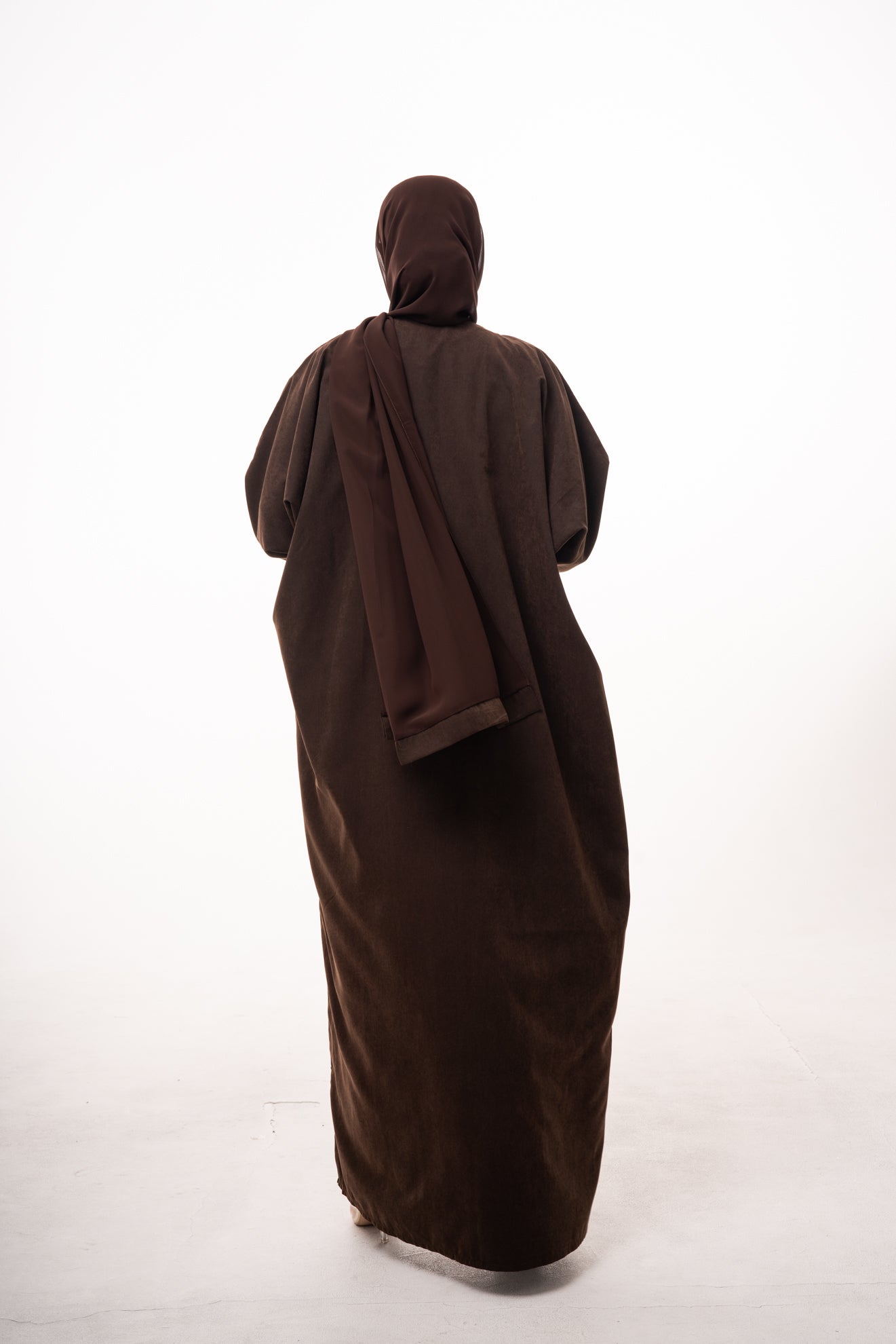 Fey Strap Suede Open Abaya