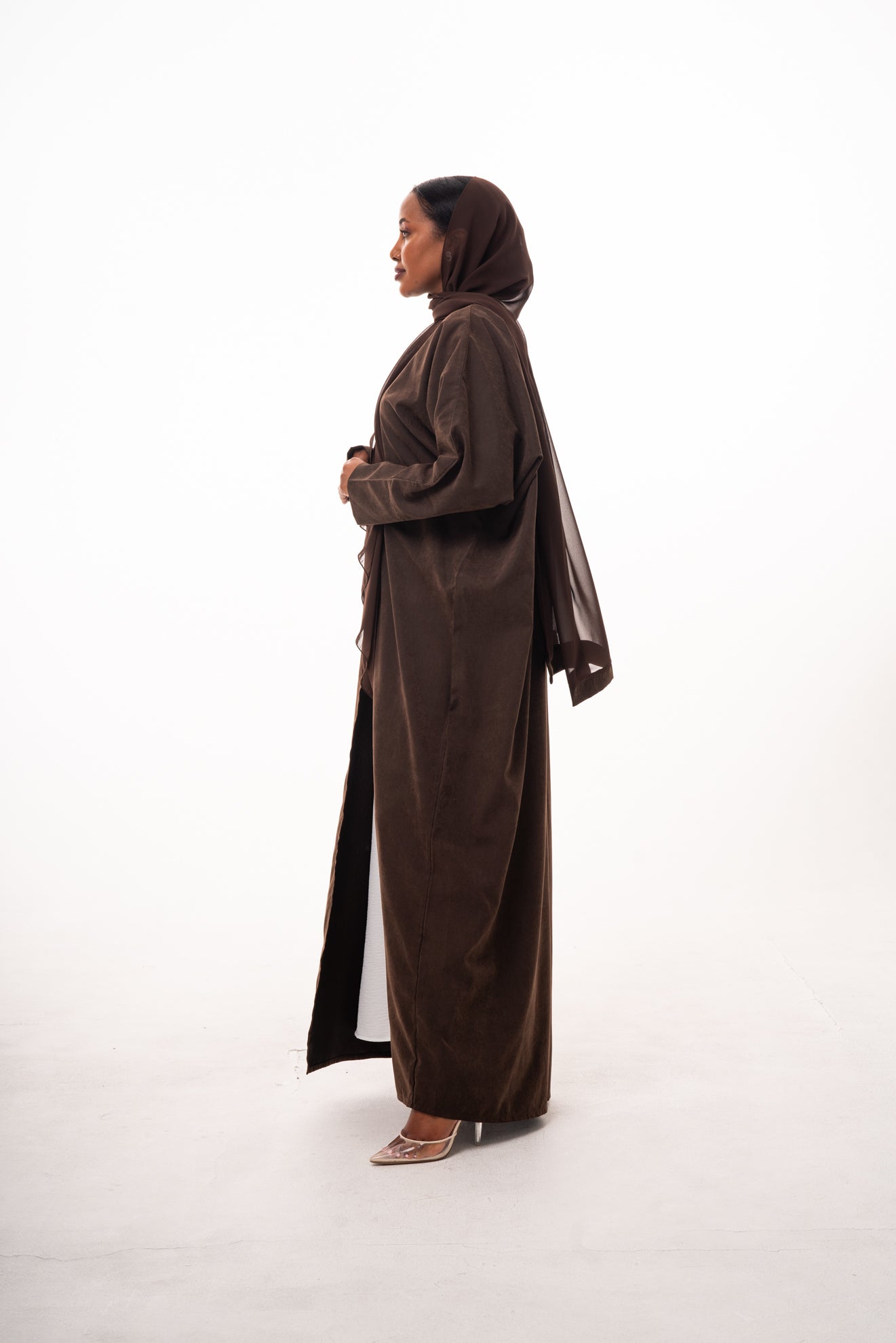 Fey Strap Suede Open Abaya