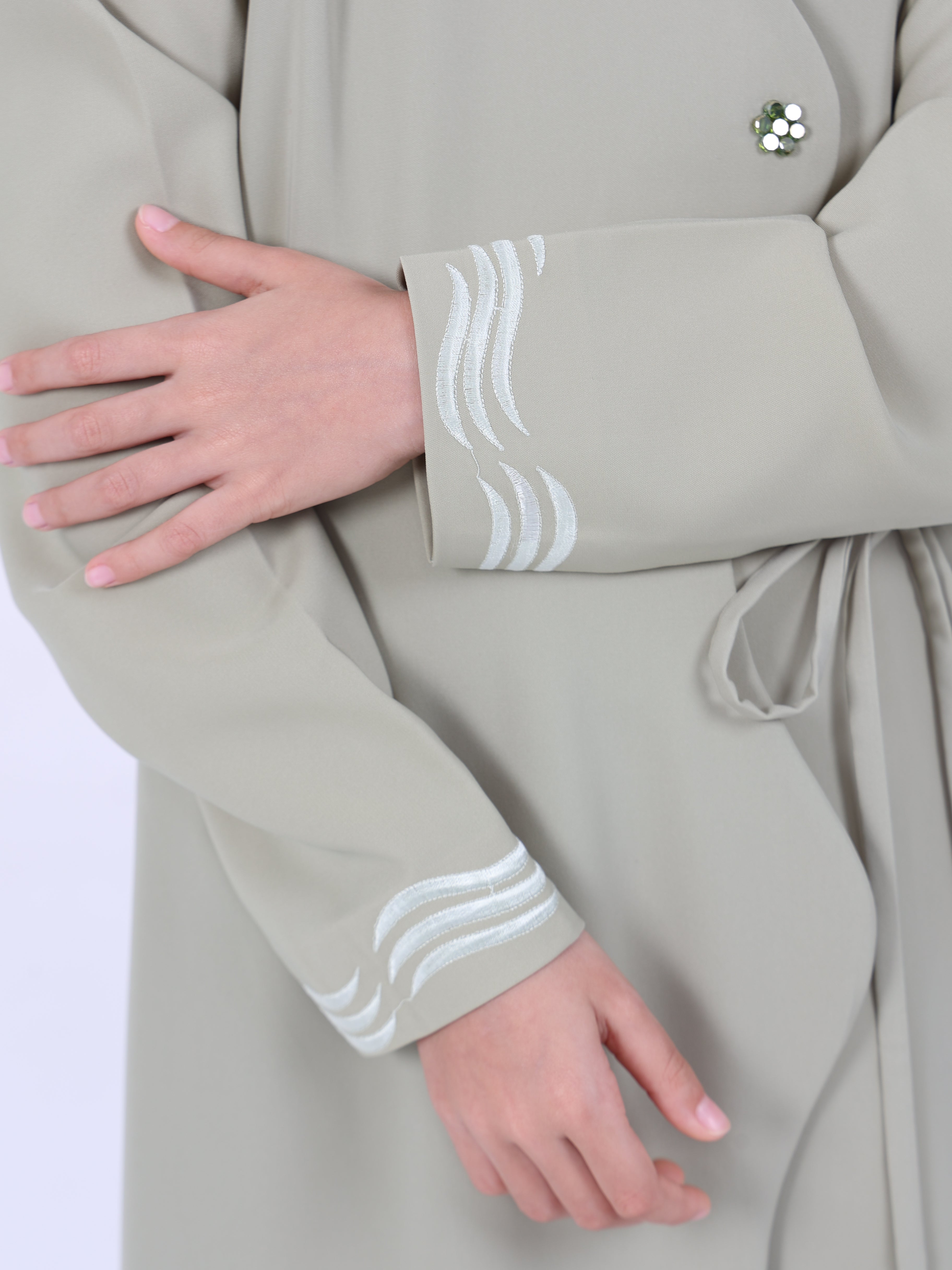 WAVY EDGE WRAP KIDS ABAYA - SAGE GREEN