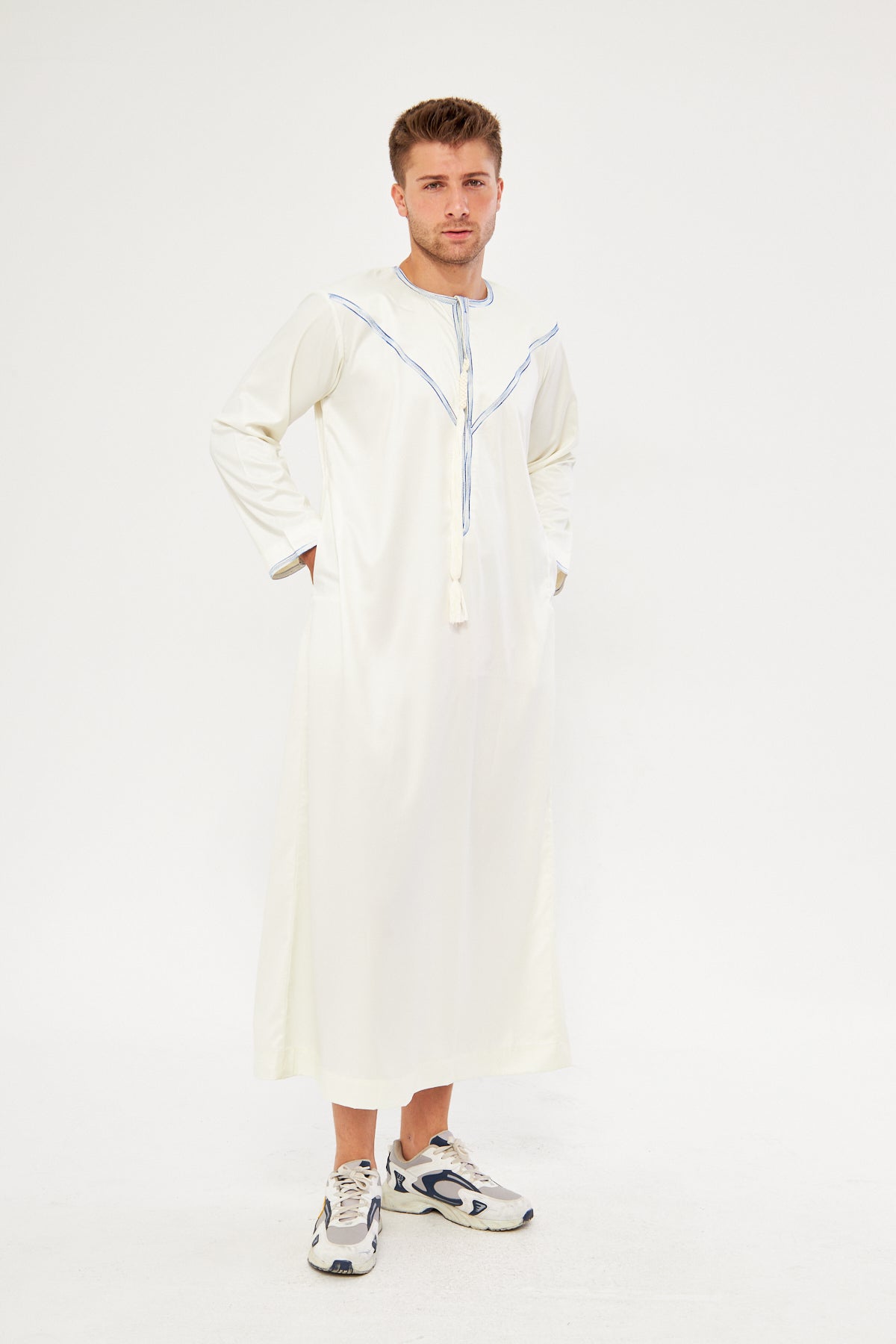 Saleh Omani Blue Print Thobe - White
