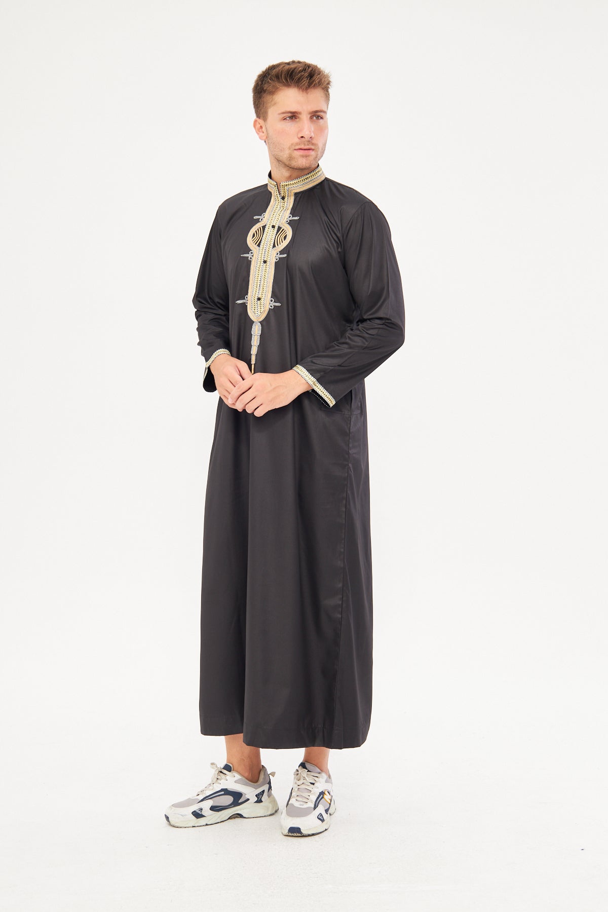 Amir Gold Embroidery Print Thobe - Black