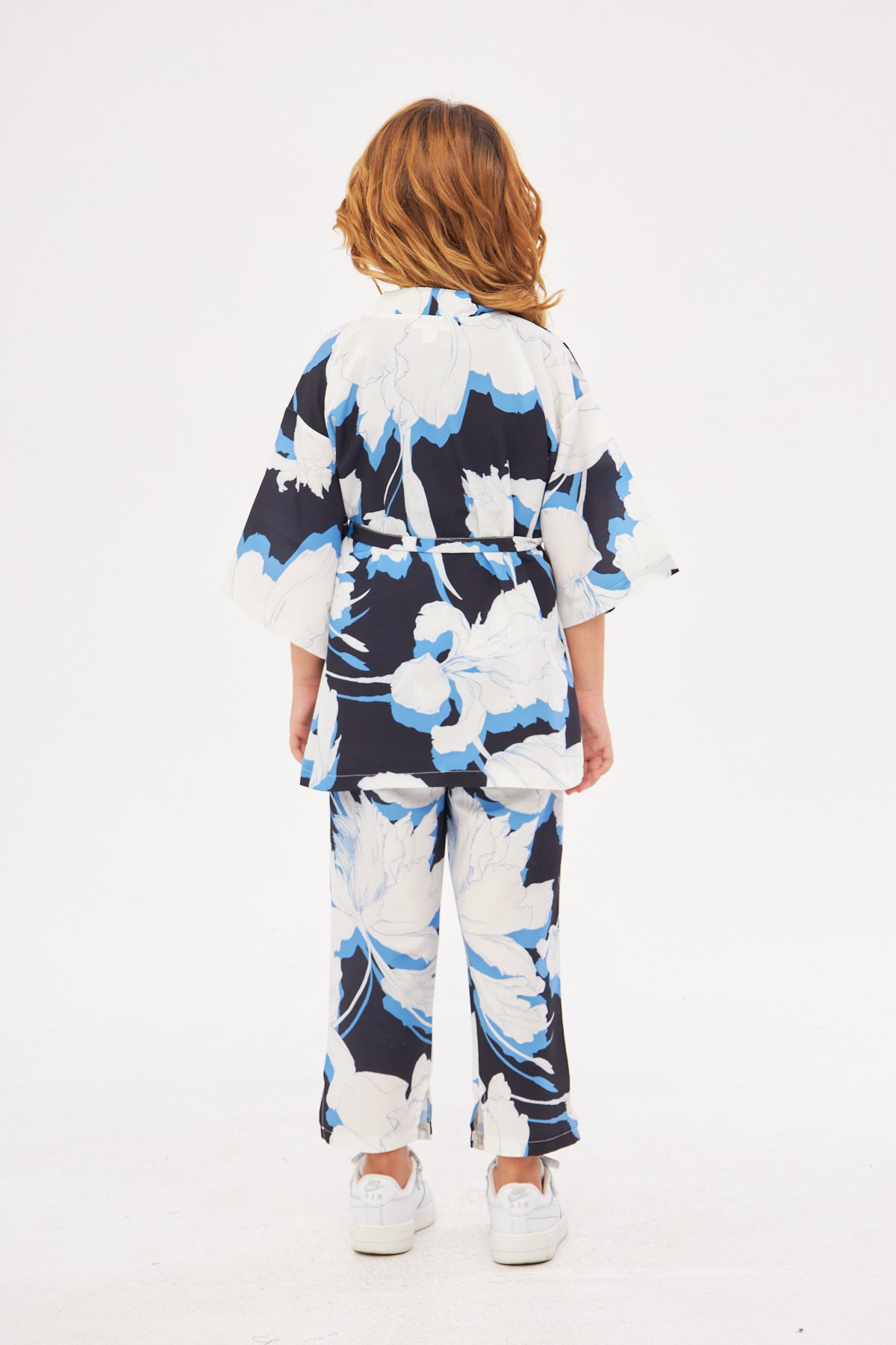 Mommy & Me - Ava Floral Print Kimono & Pant Girls Set – White & Navy Blue
