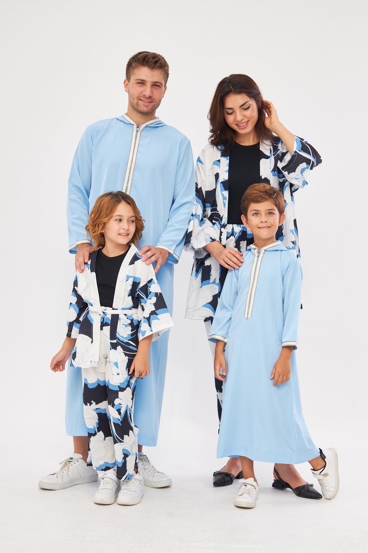 Mommy & Me - Ava Floral Print Kimono & Pant Girls Set – White & Navy Blue
