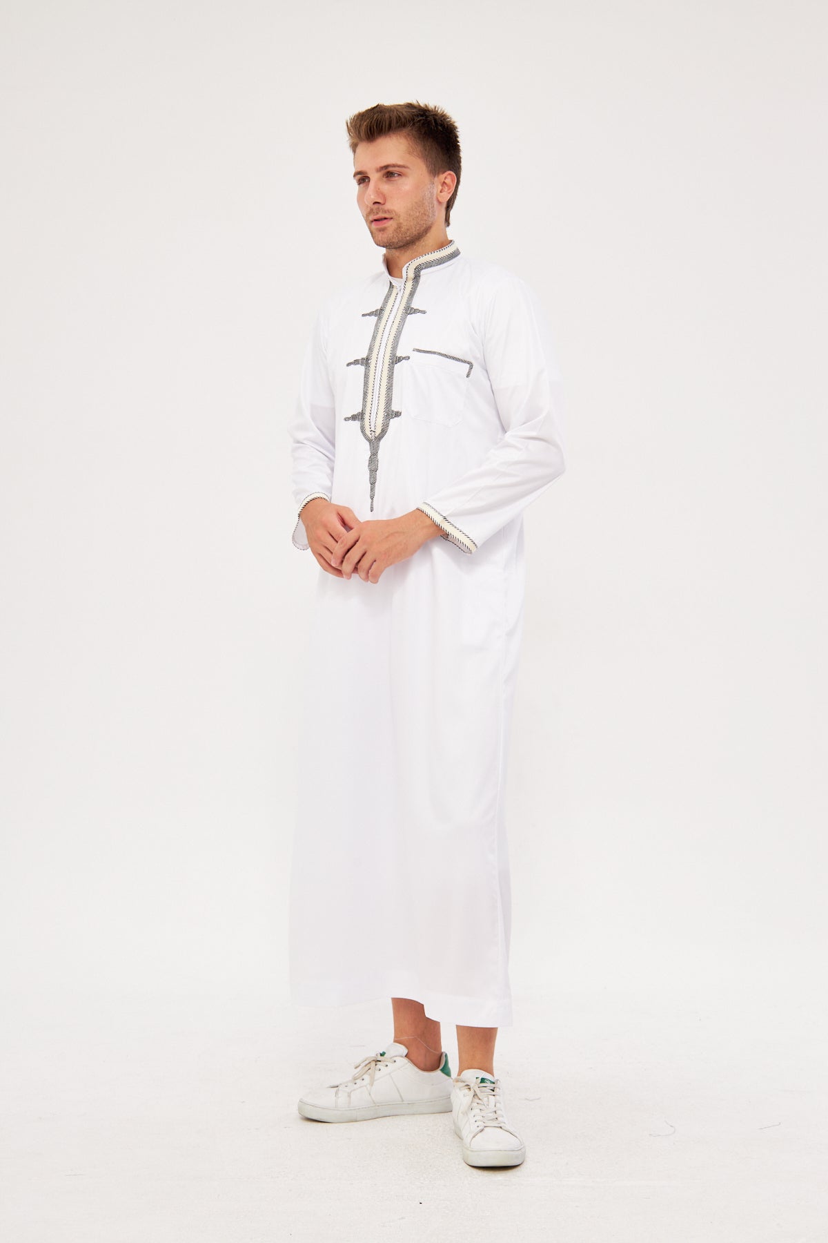 Amir Black Embroidery Thobe - White