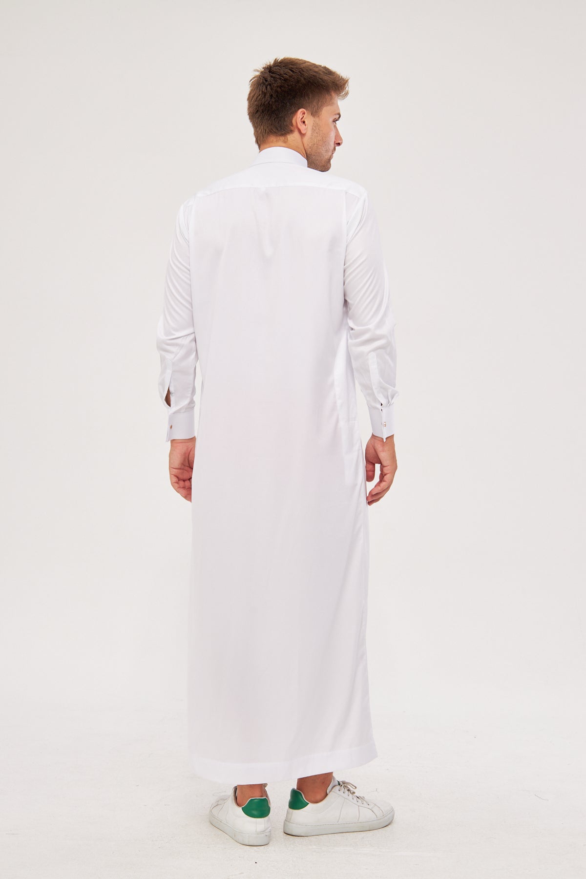 Malik Collar Thobe w/ Gold Buttons - White