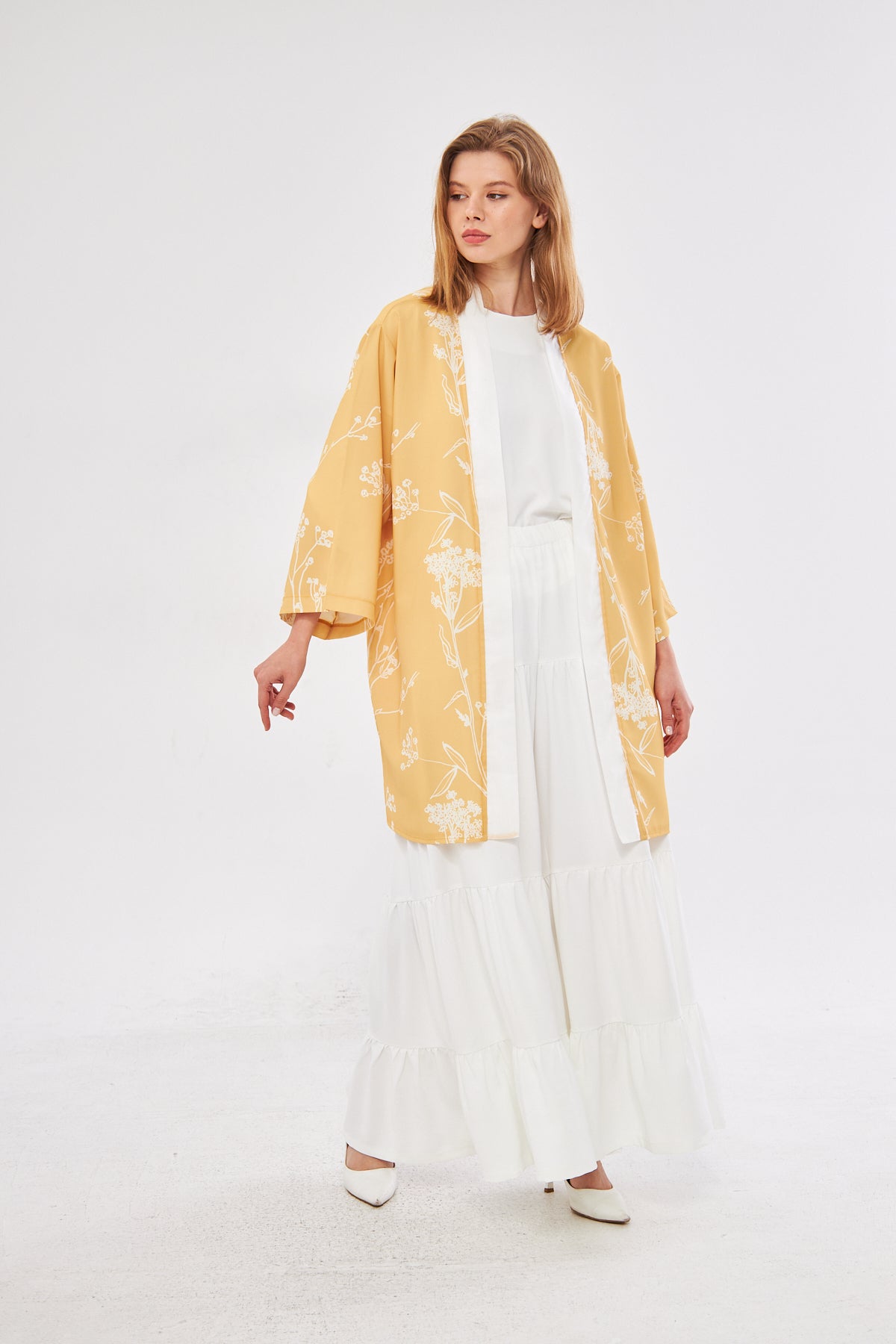 Sunshine Floral Print Kimono - White & Yellow