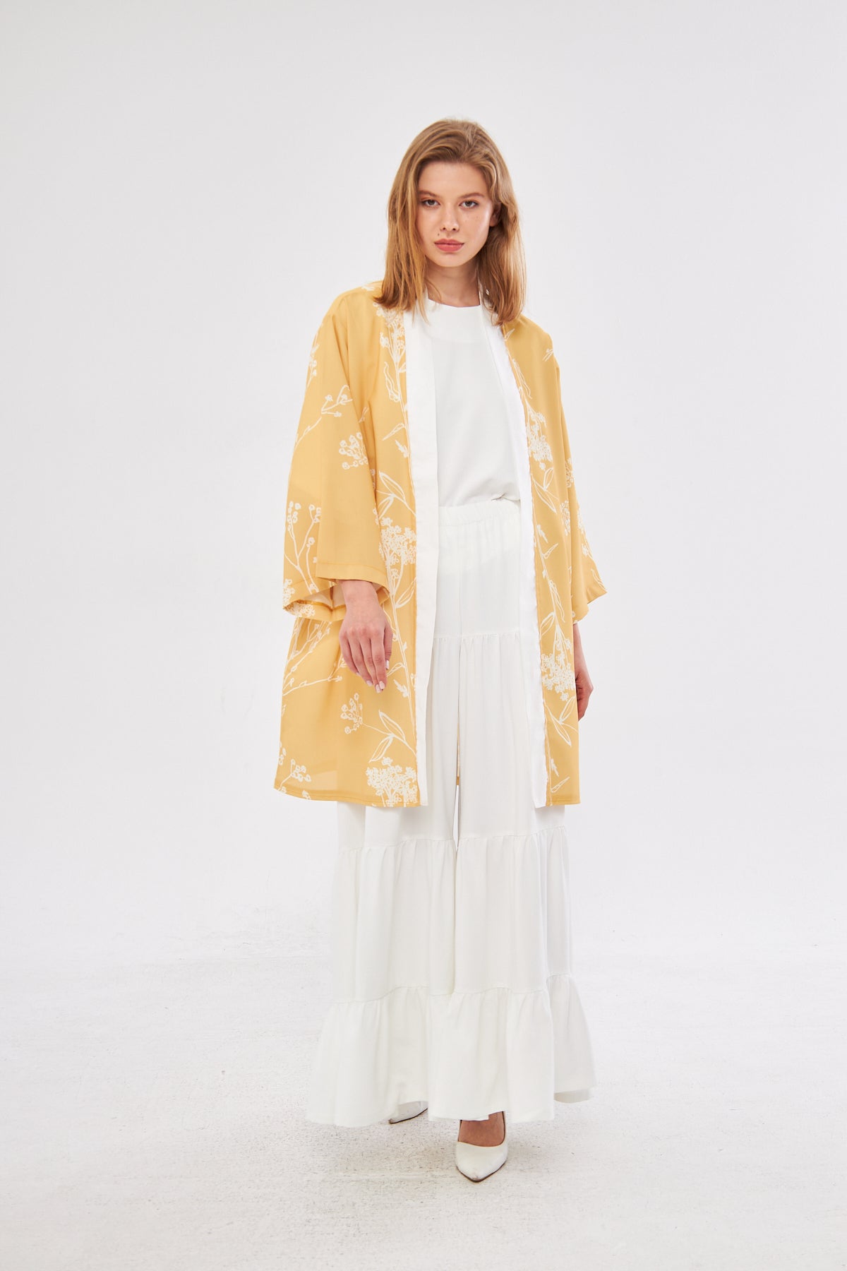 Sunshine Floral Print Kimono - White & Yellow