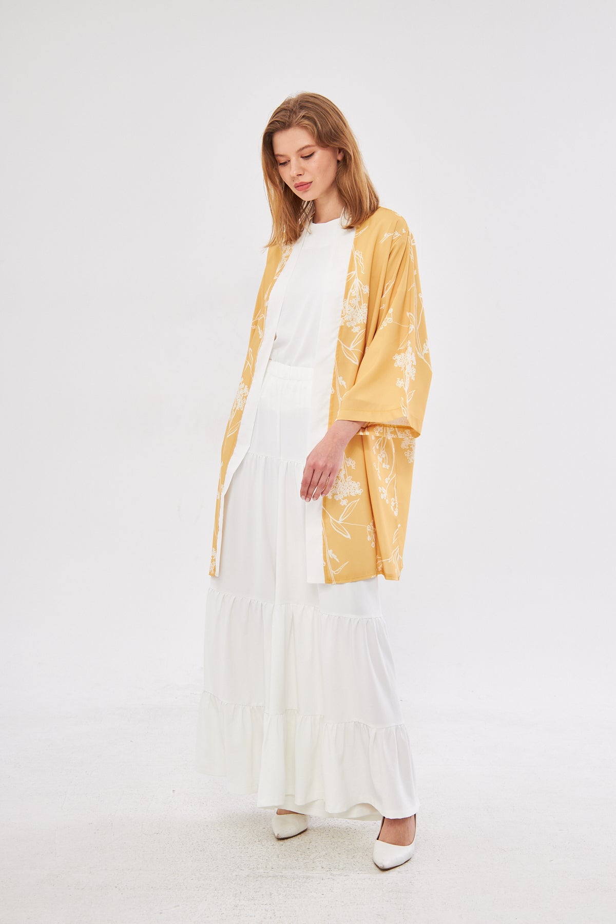 Sunshine Floral Print Kimono - White & Yellow