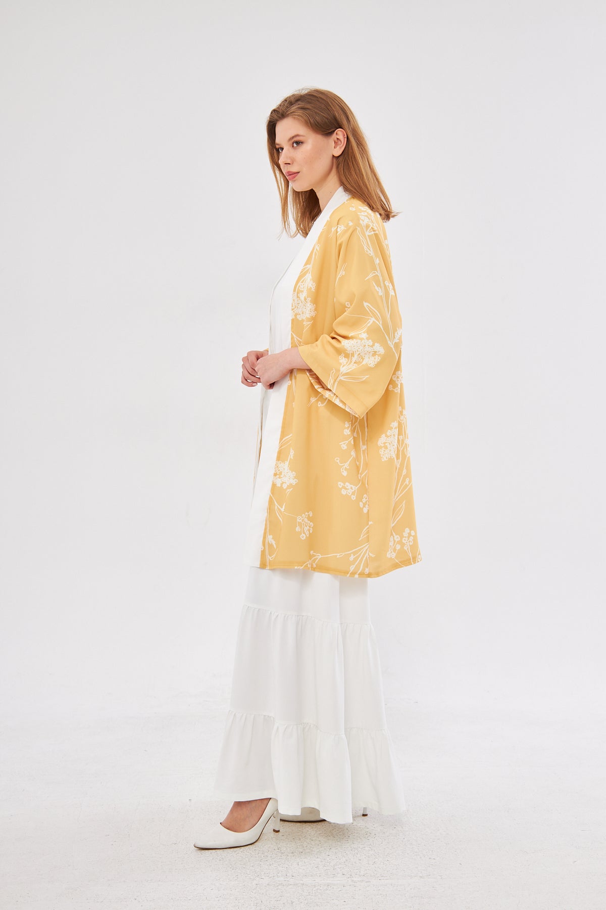 Sunshine Floral Print Kimono - White & Yellow