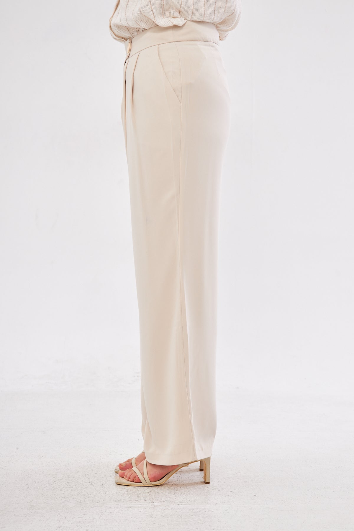 Lucy High Rise Flared Business Pants- Beige