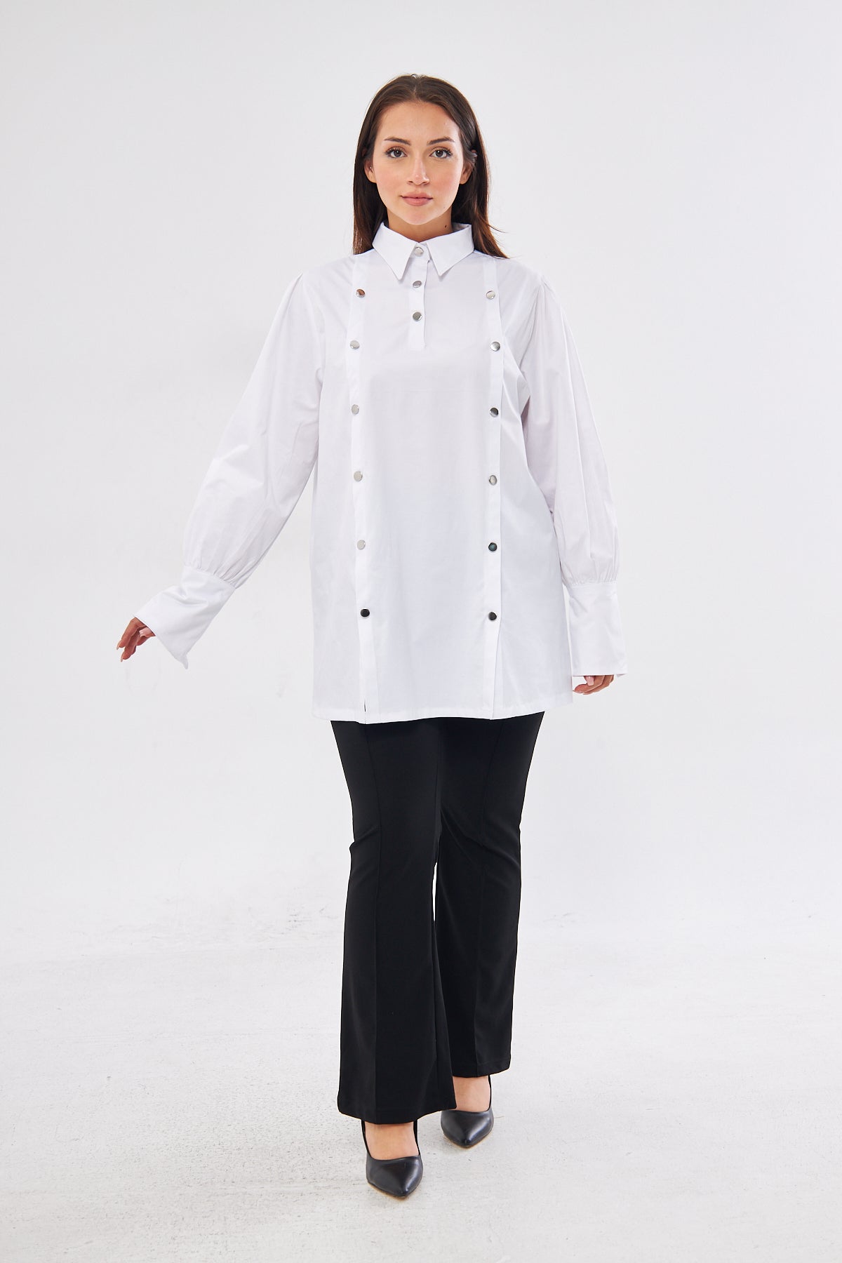 Long Sleeve Buttoned Top- White